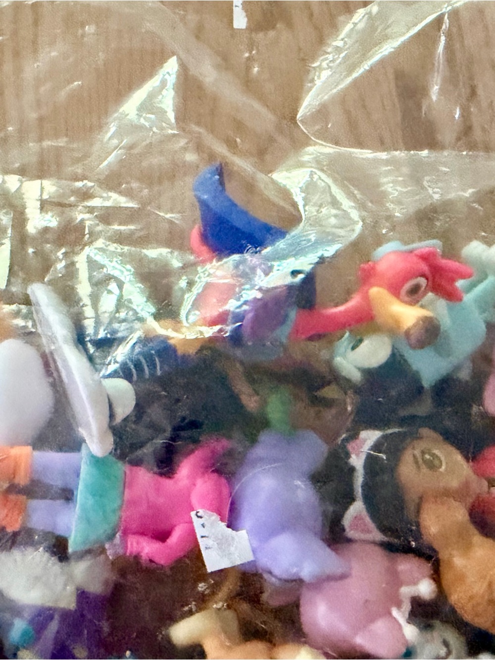 Assorted Kids Toy Figures - Mixed Colors - Picture 5 of 5